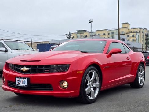 Used 2011 Chevrolet Camaro SS w/ RS Package RWD image 3