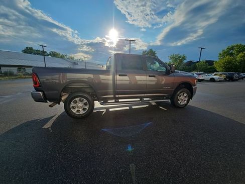 Used 2025 RAM 2500 Big Horn AWD/4WD image 10