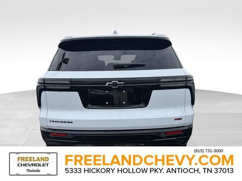 New 2026 Chevrolet Traverse RS image 3