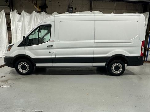 Used 2024 Ford Transit 250 148 Medium Roof w/ Load Area Protection Package image 4