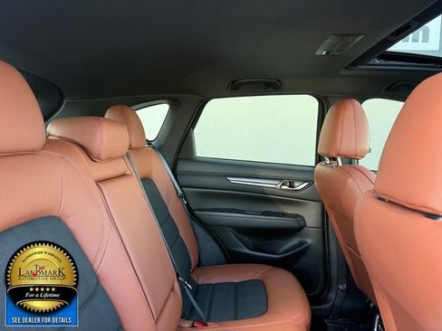 Used 2025 MAZDA CX-5 Carbon Edition image 16