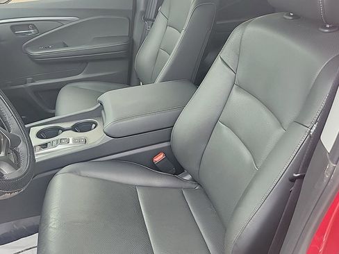 Used 2025 Honda Ridgeline RTL image 12