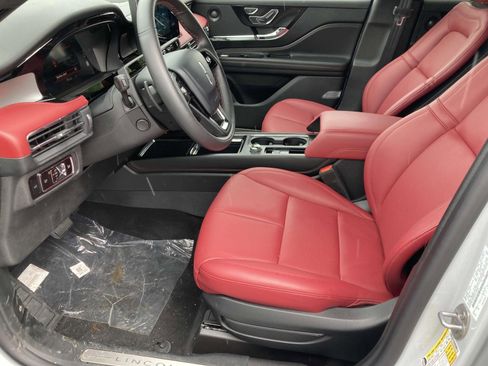 New 2025 Lincoln Corsair Reserve w/ Equipment Group 202A image 21