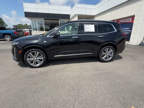 Certified 2024 Cadillac XT6 Premium Luxury w/ LPO, Floor Liner Package AWD/4WD image 5