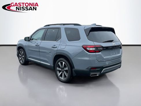 Used 2023 Honda Pilot Elite image 6