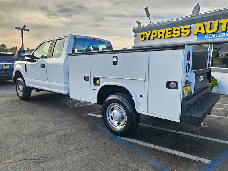 Used 2017 Ford F250 XL AWD/4WD image 4