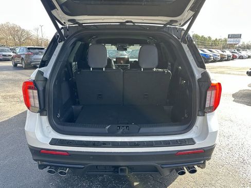 New 2025 Ford Explorer ST image 11