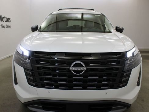 New 2026 Nissan Pathfinder SL AWD/4WD image 7
