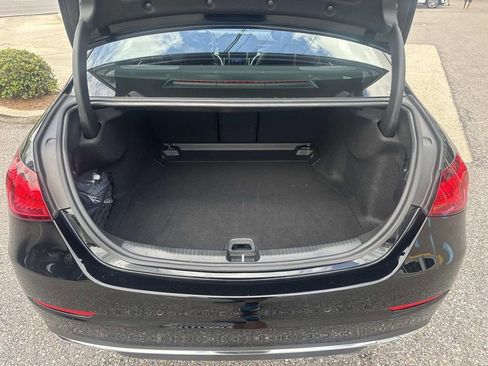 Used 2024 Mercedes-Benz C 300 Sedan image 8