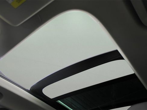 Certified 2025 Volvo XC90 B5 Plus image 19