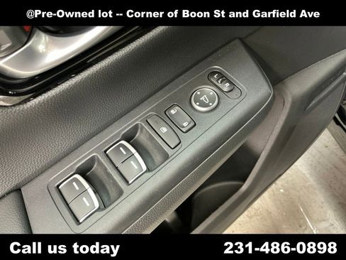 Used 2023 Honda CR-V EX-L image 15