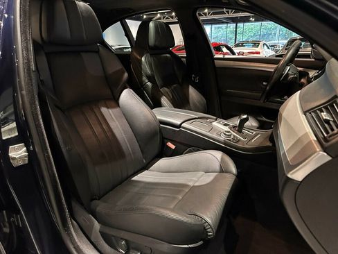 Used 2013 BMW M5 RWD image 26