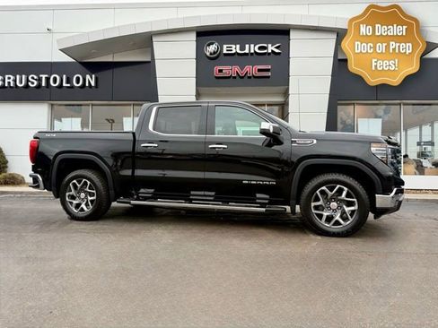Used 2022 GMC Sierra 1500 SLT w/ SLT Premium Plus Package AWD/4WD image 1