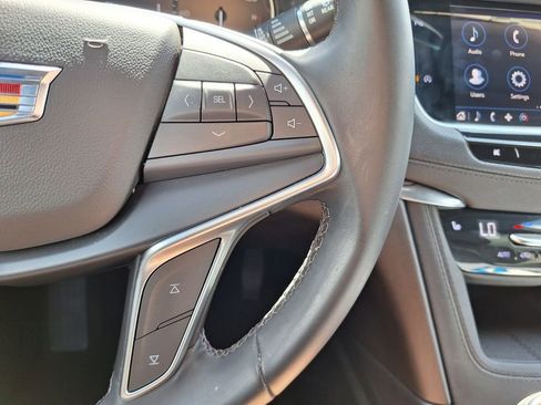 Certified 2024 Cadillac XT5 Luxury FWD image 18