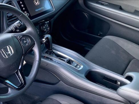 Used 2019 Honda HR-V Sport image 15