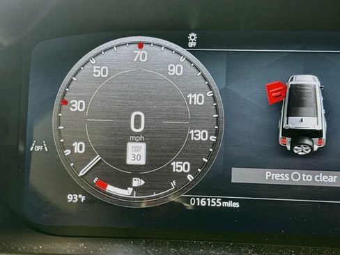 Certified 2024 Land Rover Defender 130 X-Dynamic SE AWD/4WD image 13