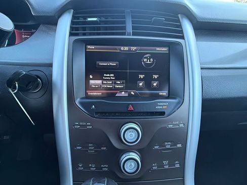 Used 2013 Ford Edge SEL FWD image 23