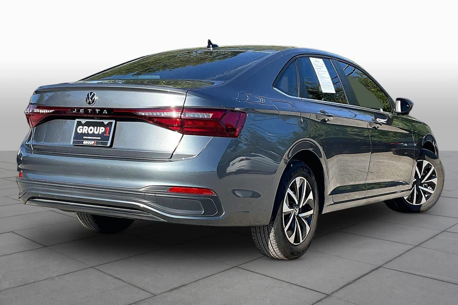 Used 2026 Volkswagen Jetta S FWD image 13