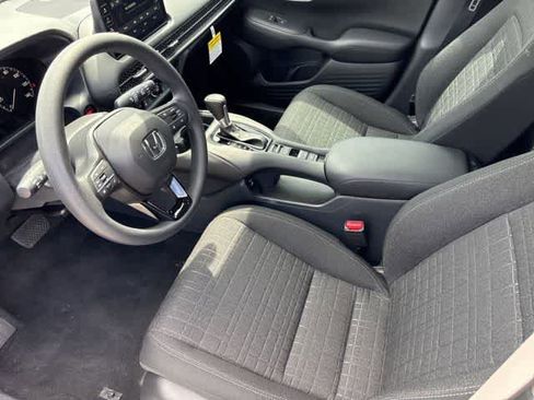 Used 2026 Honda HR-V LX image 9