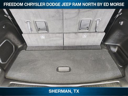 Used 2024 Jeep Grand Cherokee L Limited w/ Black Appearance Package RWD image 22