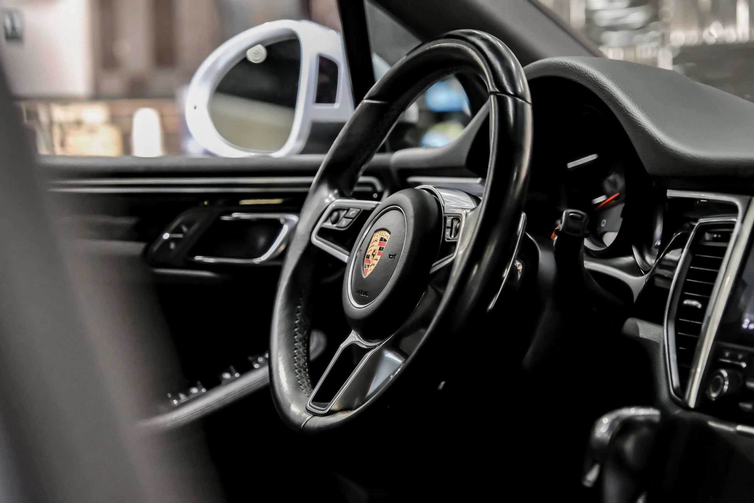 Used 2017 Porsche Macan S AWD/4WD image 11