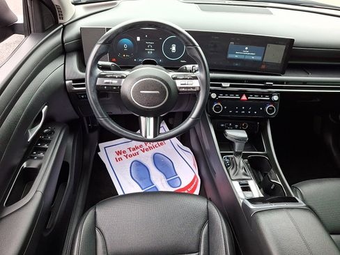 Used 2025 Hyundai Tucson SEL image 12