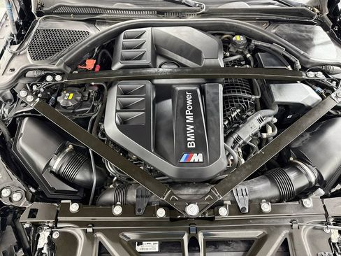Used 2022 BMW M4 xDrive Competition w/ M Carbon Exterior Package AWD/4WD image 28