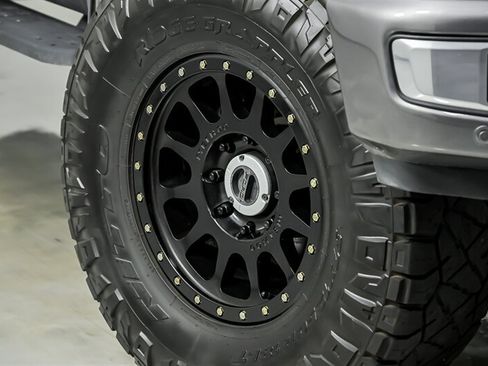 Used 2024 Ford F250 Platinum w/ Tremor Off-Road Package AWD/4WD image 3