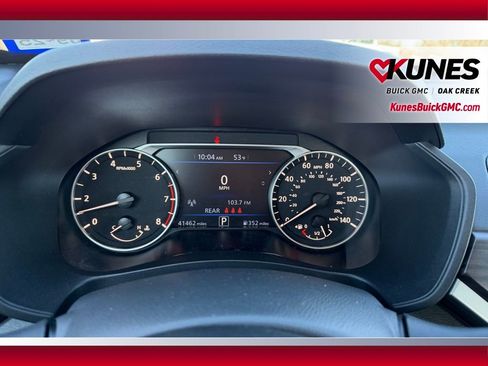 Used 2024 Nissan Altima 2.5 SV image 14