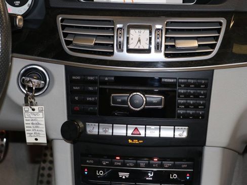 Used 2015 Mercedes-Benz E 350 Sedan image 47