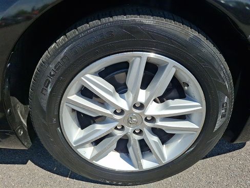 Used 2015 Toyota Avalon XLE Premium FWD image 8