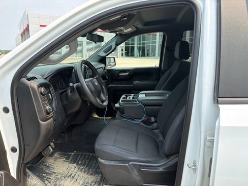 Used 2020 Chevrolet Silverado 1500 Custom w/ Custom Value Package AWD/4WD image 43