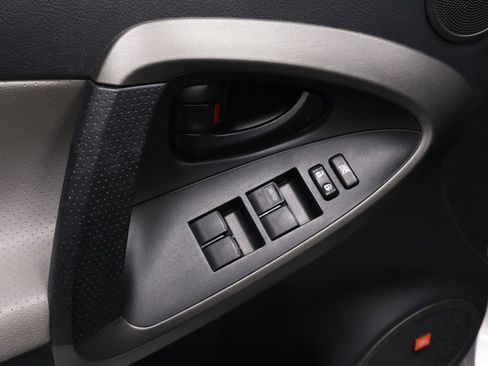 Used 2011 Toyota RAV4 Limited image 21