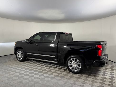 Used 2024 Chevrolet Silverado 1500 High Country AWD/4WD image 10