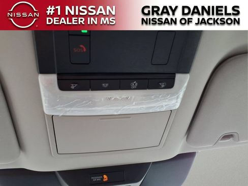 New 2026 Nissan Pathfinder SL FWD image 27