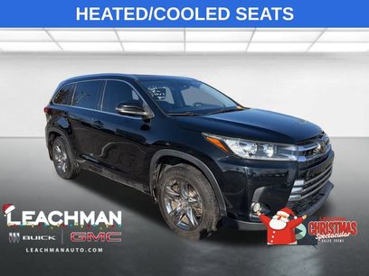 Used 2017 Toyota Highlander Limited Platinum