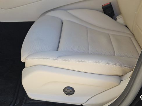 Used 2022 Mercedes-Benz GLC 300 image 21