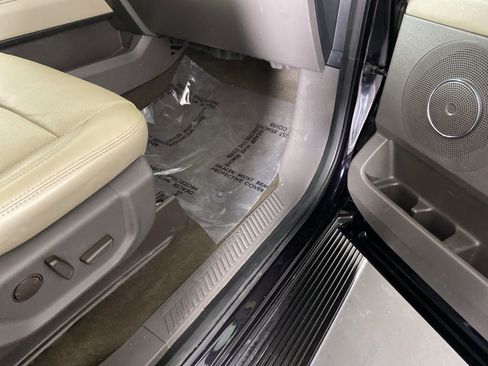 Used 2020 Ford Expedition Max XLT w/ Equipment Group 202A image 34