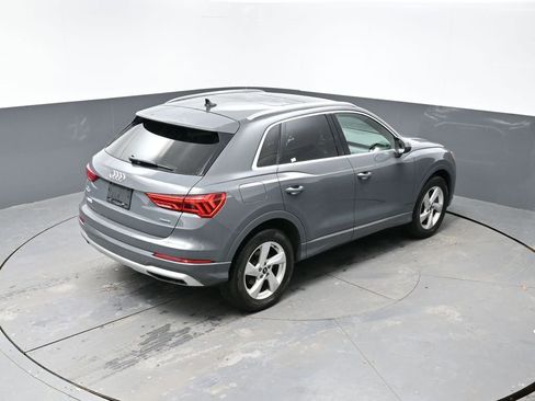 Used 2021 Audi Q3 2.0T Premium image 11