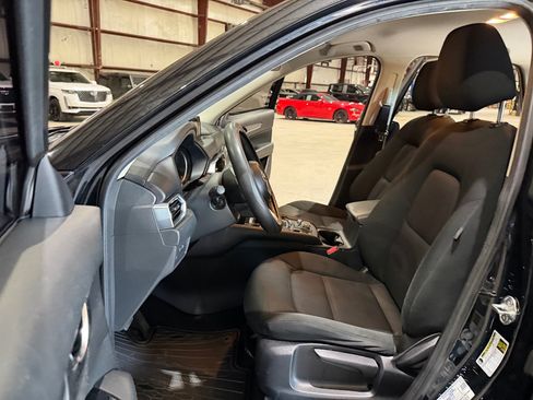 Used 2020 MAZDA CX-5 Sport FWD image 13