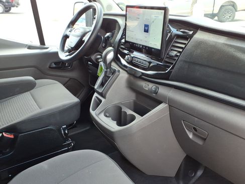 Certified 2024 Ford Transit 350 XLT RWD image 10