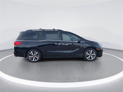 Used 2023 Honda Odyssey Touring image 9