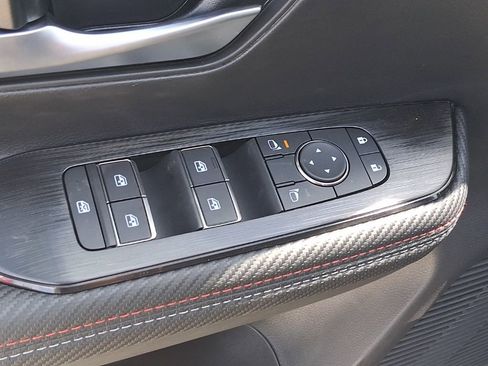 New 2026 Nissan Kicks SR w/ Cold Weather Package image 15