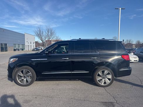 Used 2018 Lincoln Navigator Reserve w/ Technology Package image 8