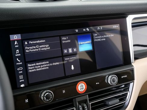 New 2026 Porsche Macan image 14