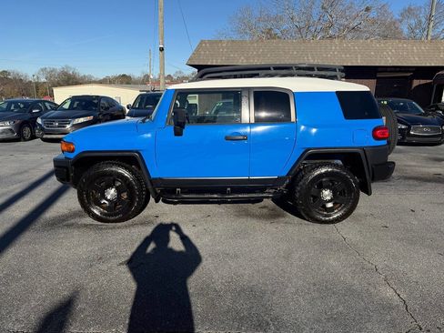 Used 2007 Toyota FJ Cruiser 4WD image 7