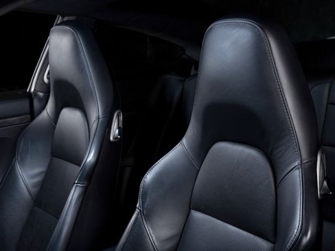 Used 2015 Porsche 911 Turbo S image 23