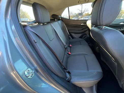 Used 2025 Buick Encore GX Preferred image 34