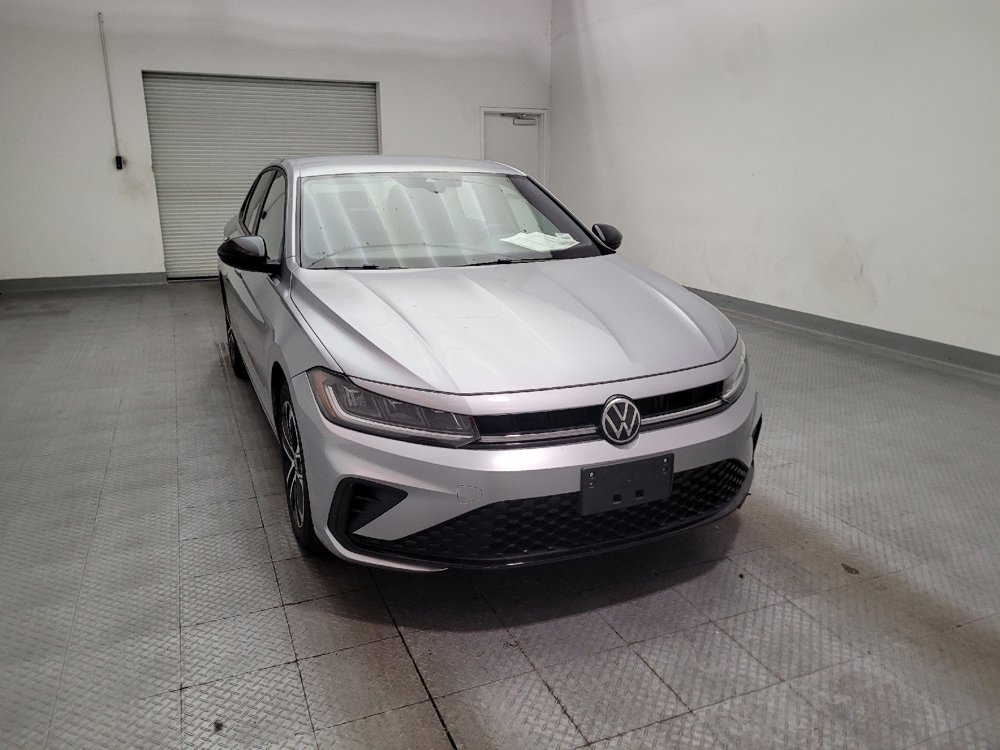 Used 2025 Volkswagen Jetta Sport FWD image 14