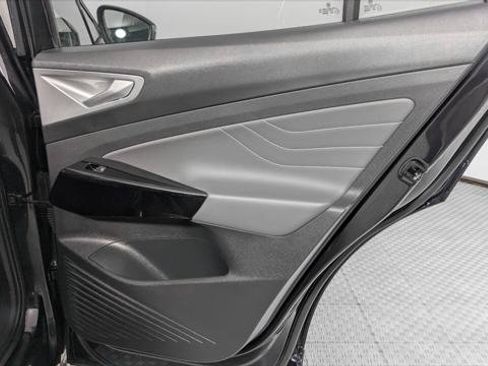 Used 2023 Volkswagen ID.4 S RWD image 21